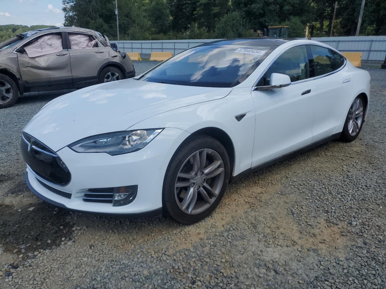 TESLA MODEL S 5YJSA1CN5DFP04320 | BidCars4U