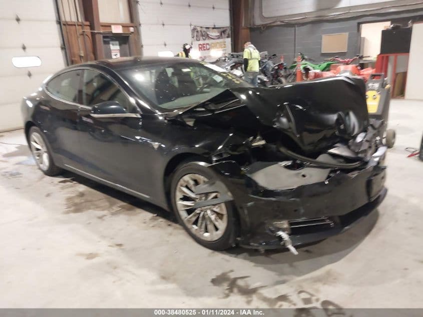 TESLA MODEL S 5YJSA1E24HF204688 | BidCars4U